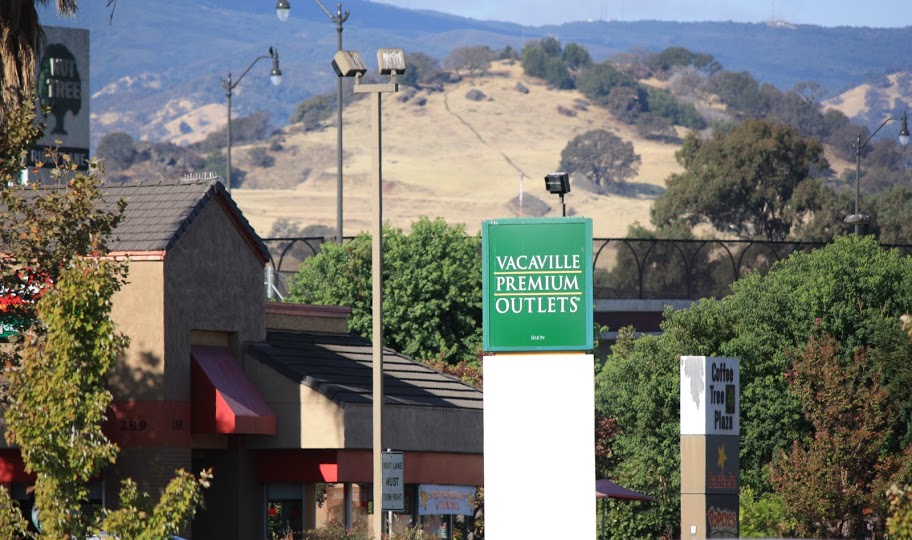 Shopping en Tiendas "Outlet" en California y Degustación de Vino en Napa Valley Shopping en Tiendas "Outlet" en California y Degustación de Vino en Napa Valley